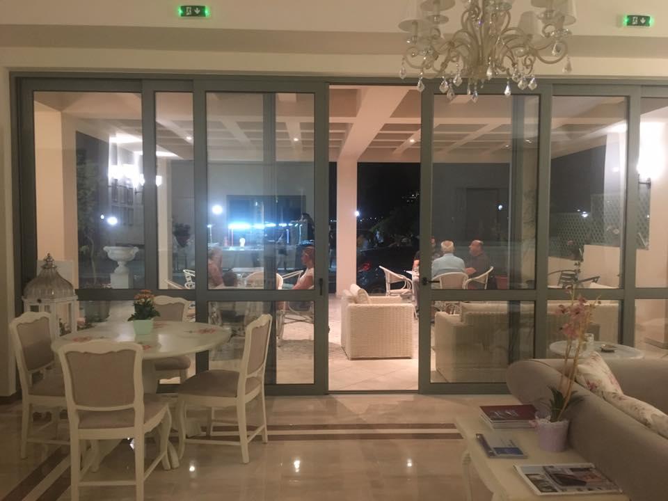 Costa Rampane Hotel ปลีตรา ภายนอก รูปภาพ
